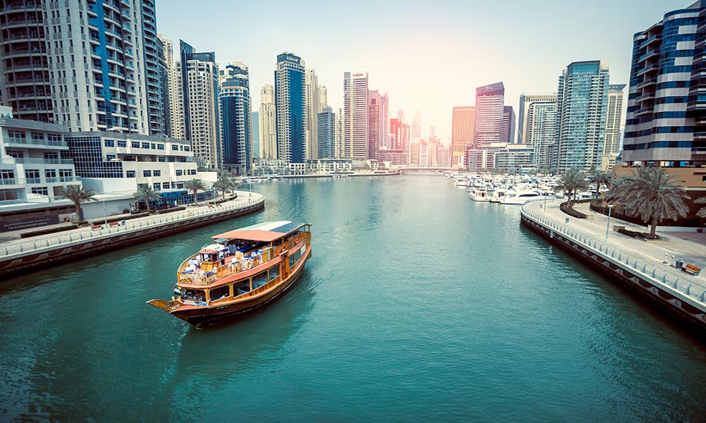DUBAI MARINA BOAT TOURS NEAR ROVE DUBAI MARINA HOTEL