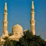 jumeirah-mosque-dubai-architecture-rove-hotels